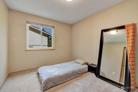 31 75th Street SW Everett WA 98203