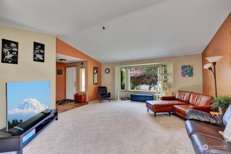 31 75th Street SW Everett WA 98203