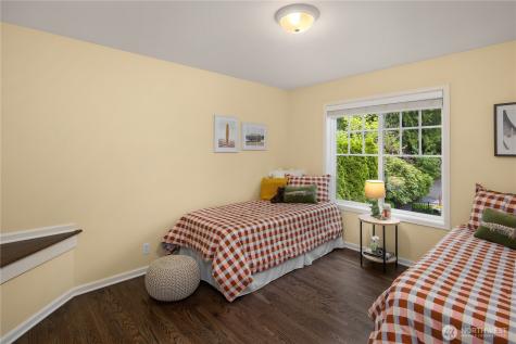 21827 SE 20th Street Sammamish WA 98075