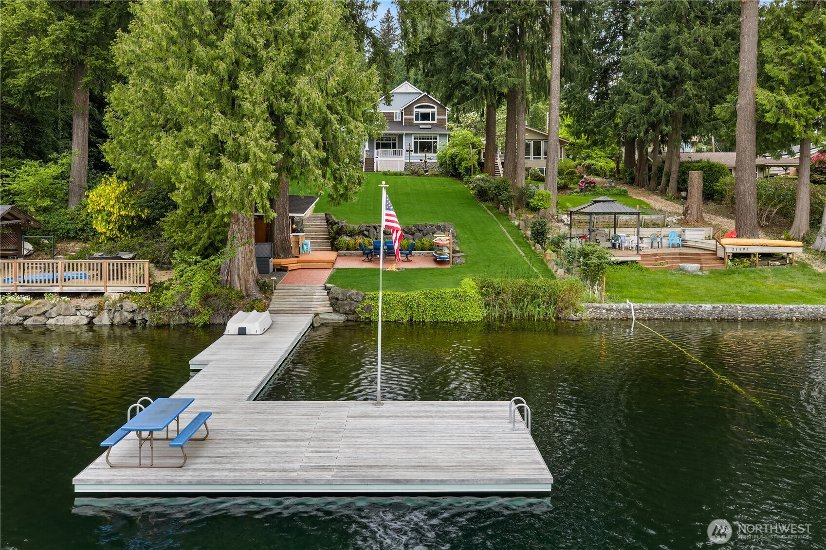 21827 SE 20th Street Sammamish WA 98075