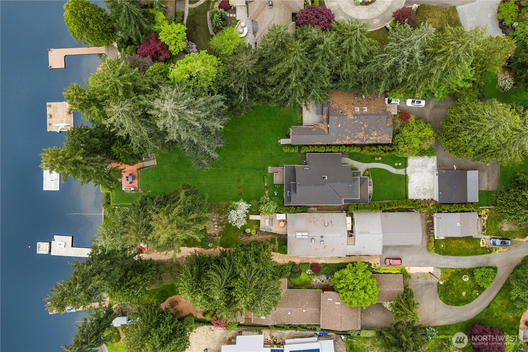 21827 SE 20th Street Sammamish WA 98075
