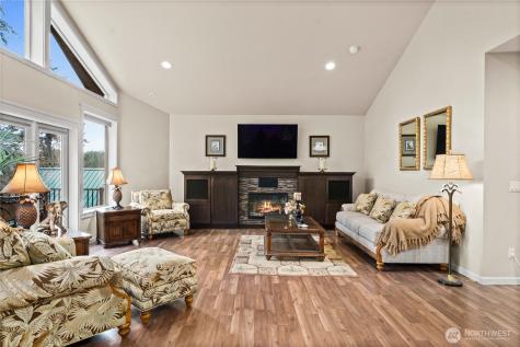 5614 E Lake Bosworth Drive Snohomish WA 98290