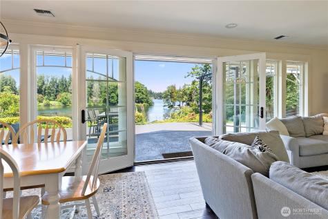 10841 Evergreen Terrace SW Lakewood WA 98498