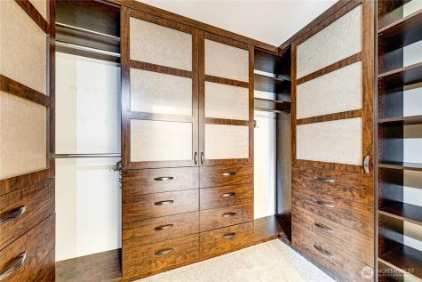 21914 78th Place W Edmonds WA 98026