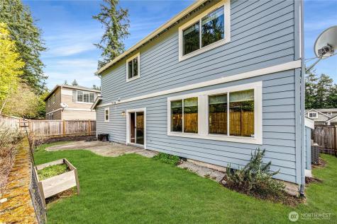 21914 78th Place W Edmonds WA 98026