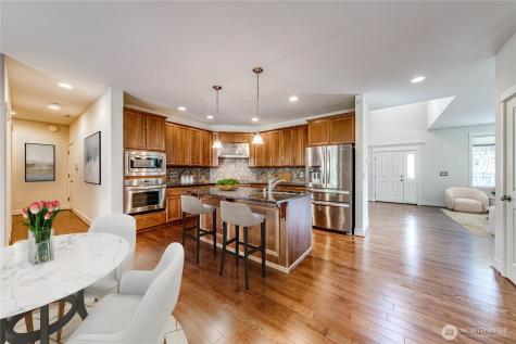 21914 78th Place W Edmonds WA 98026
