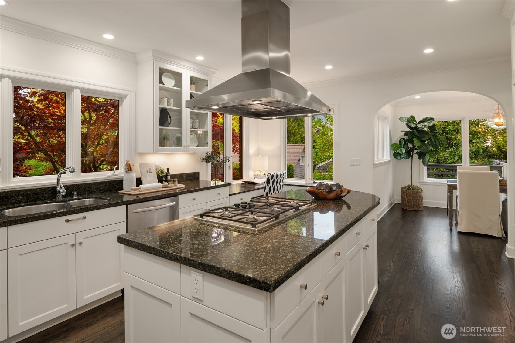 1206 37th Avenue E Seattle WA 98112