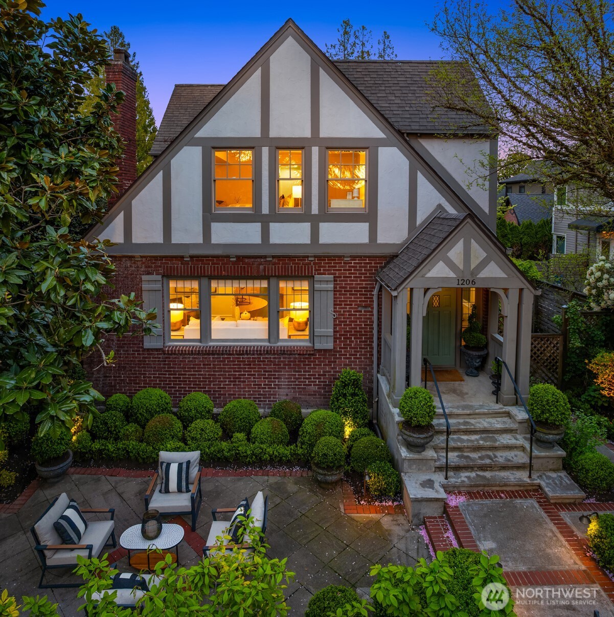 1206 37th Avenue E Seattle WA 98112