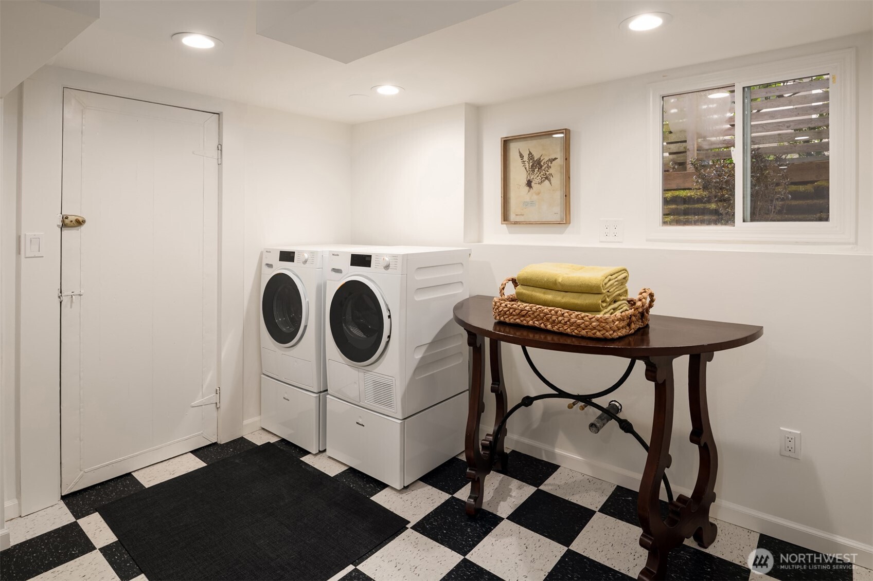 1206 37th Avenue E Seattle WA 98112