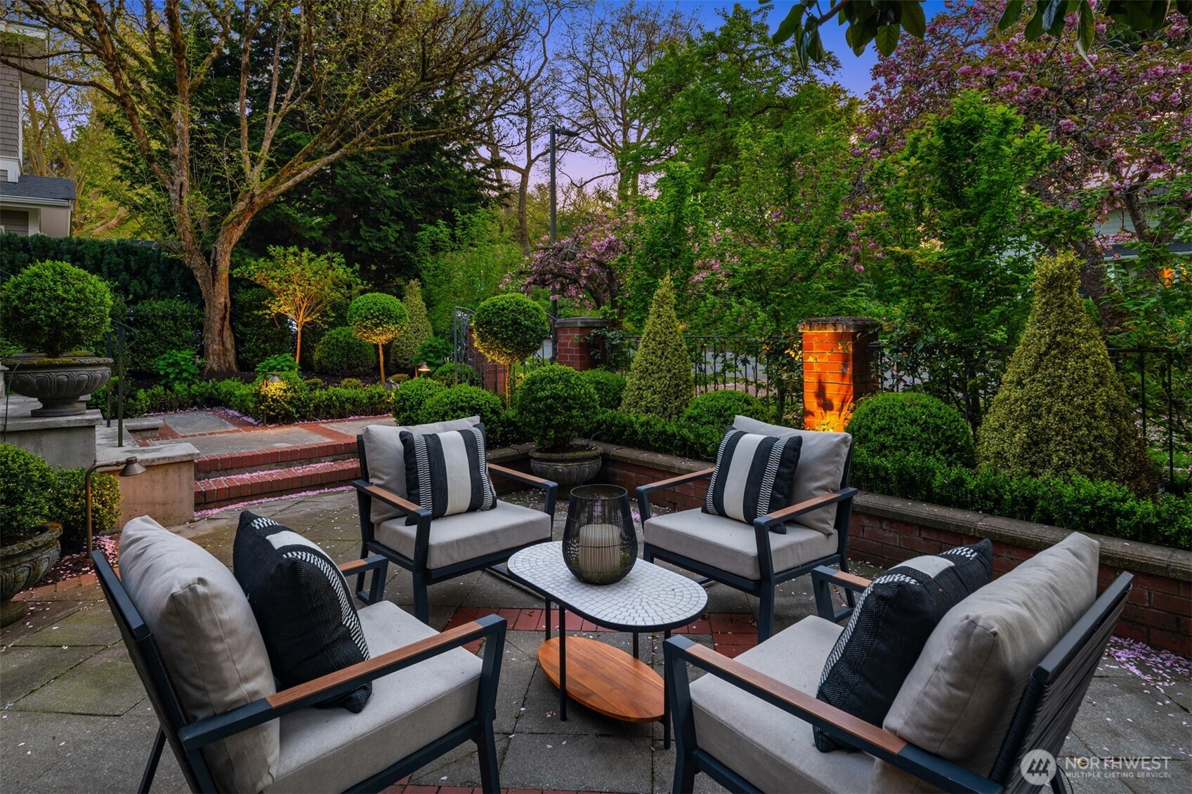 1206 37th Avenue E Seattle WA 98112
