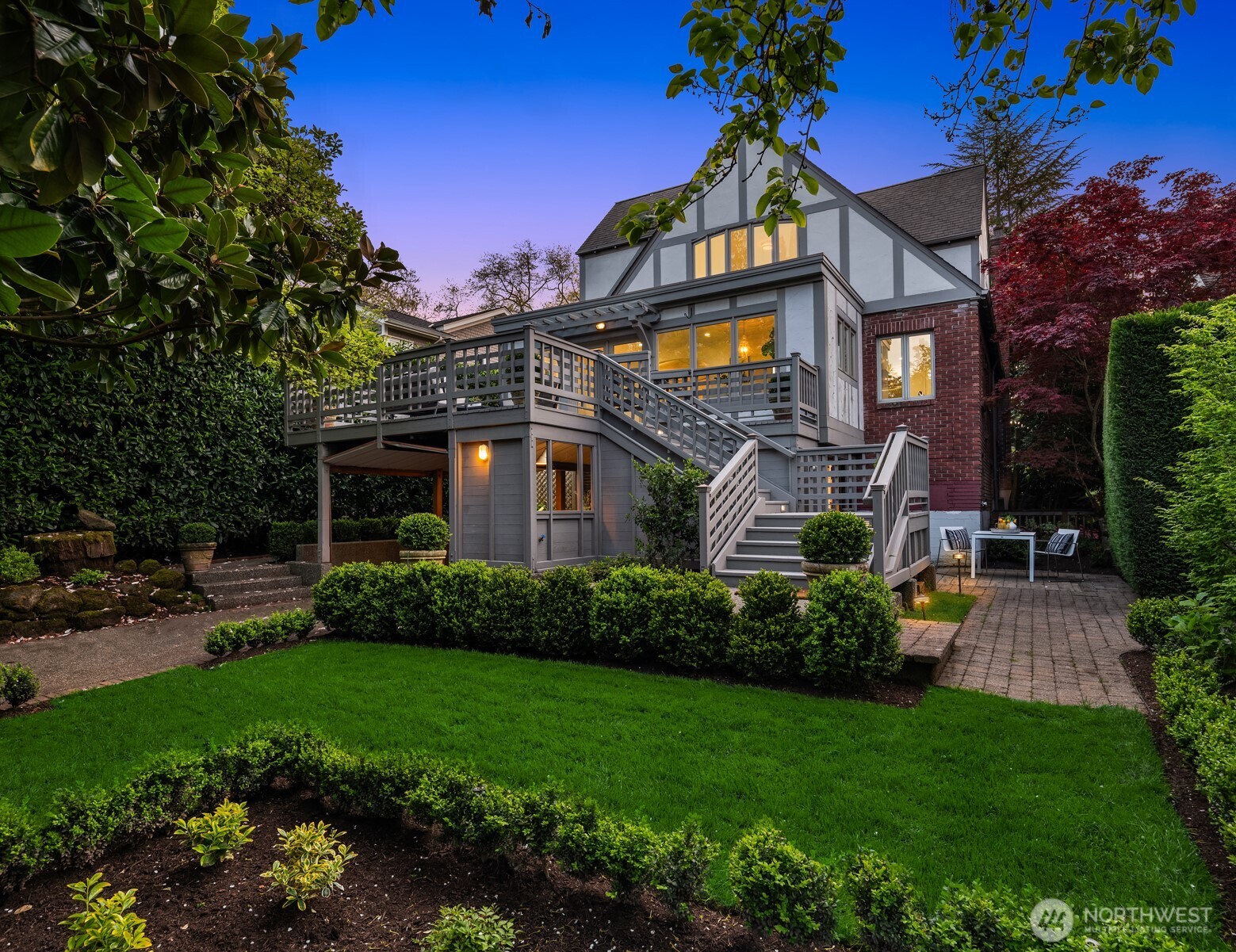 1206 37th Avenue E Seattle WA 98112