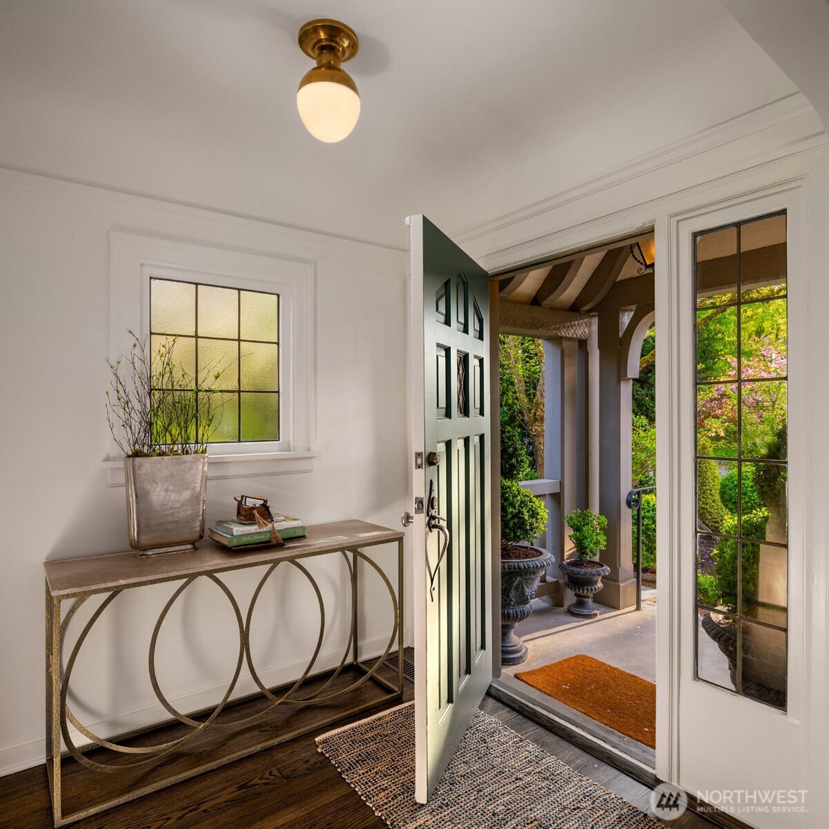 1206 37th Avenue E Seattle WA 98112