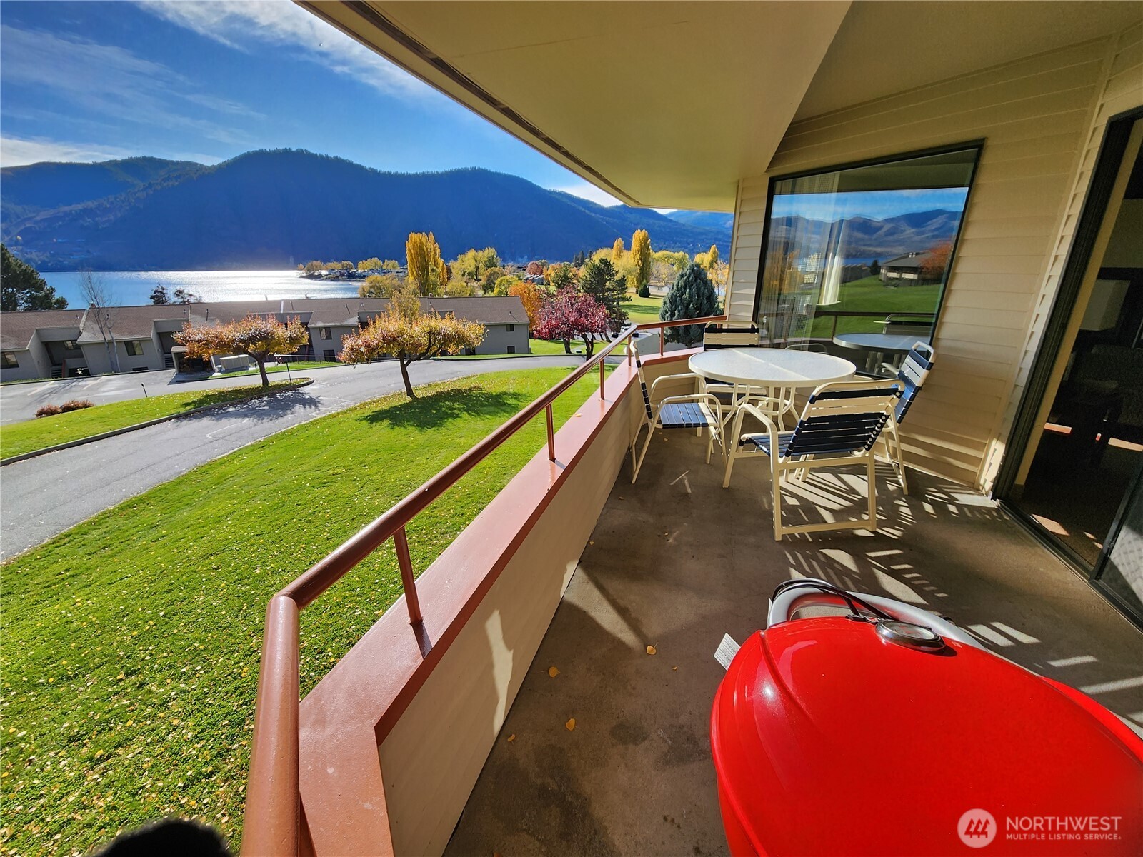 1 Lodge 618-i Manson WA 98831