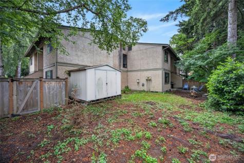 10037 NE 138th Place Kirkland WA 98034
