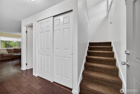 10037 NE 138th Place Kirkland WA 98034