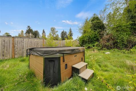 9126 E G Street Tacoma WA 98445