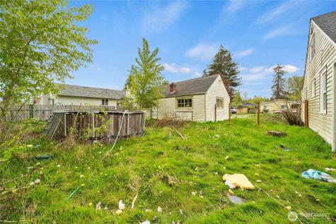 9126 E G Street Tacoma WA 98445
