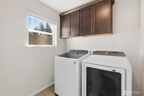 4211 208th Place SE Bothell WA 98021