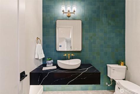 12811 SE 44th Place Bellevue WA 98006