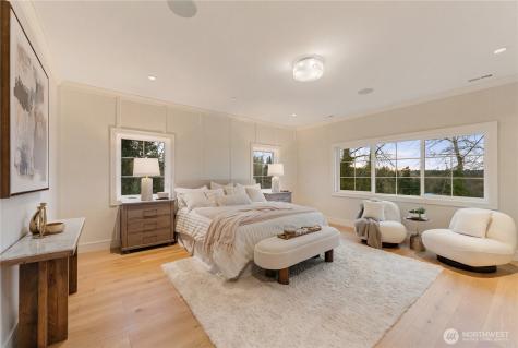 12811 SE 44th Place Bellevue WA 98006