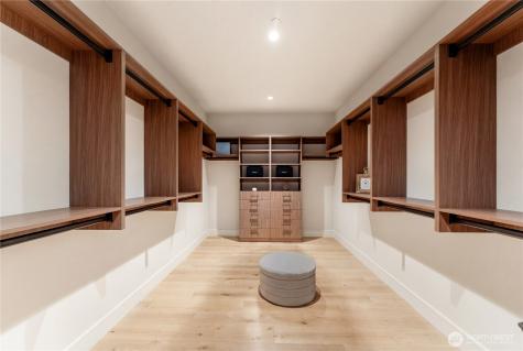 12811 SE 44th Place Bellevue WA 98006