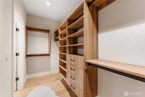 12811 SE 44th Place Bellevue WA 98006