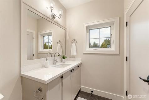 12811 SE 44th Place Bellevue WA 98006