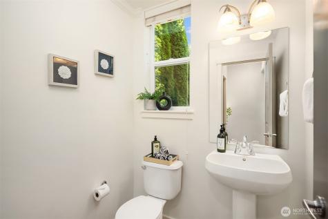 597 Alpine Ridge Place NW Issaquah WA 98027