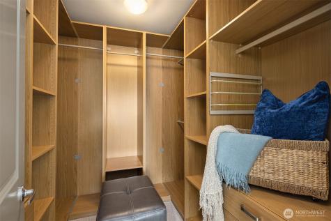 597 Alpine Ridge Place NW Issaquah WA 98027