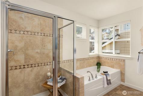 597 Alpine Ridge Place NW Issaquah WA 98027