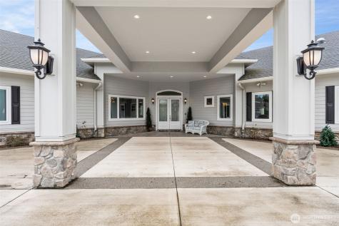 2567 Lewis River Road Woodland WA 98674