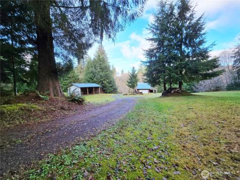 1405 Merchants Road Forks WA 98331