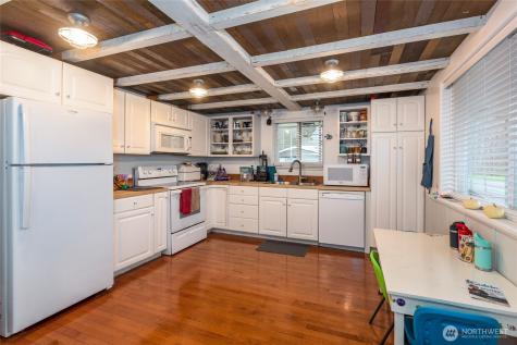 329 Snowberry Lane San Juan Island WA 98250