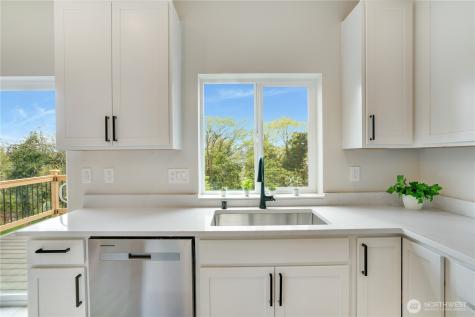 1564 S 28th Street Tacoma WA 98409