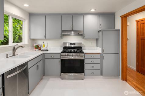 418 212th Street SW Bothell WA 98021
