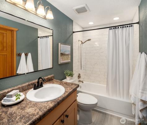 418 212th Street SW Bothell WA 98021