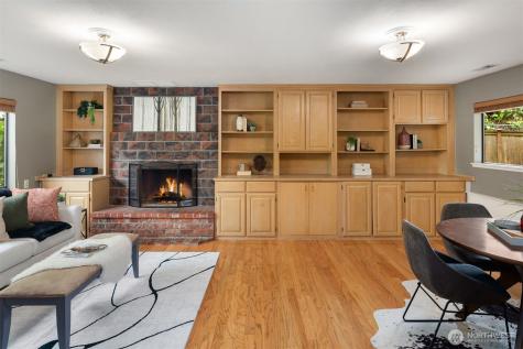 418 212th Street SW Bothell WA 98021