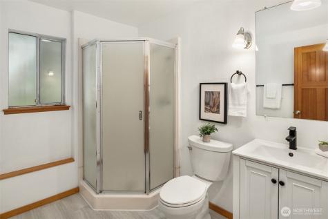 418 212th Street SW Bothell WA 98021