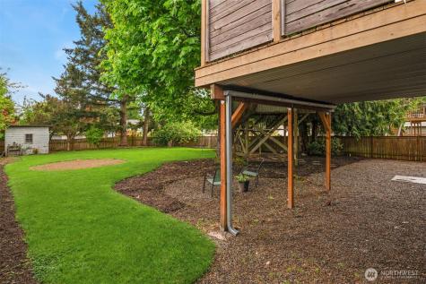 418 212th Street SW Bothell WA 98021