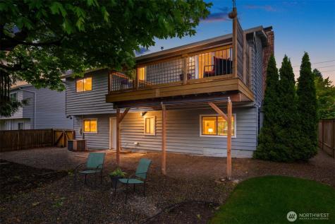 418 212TH Bothell WA 98021