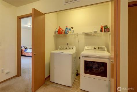 29704 SE 217th Pl SE Kent WA 98042