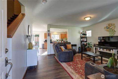 29704 SE 217th Pl SE Kent WA 98042