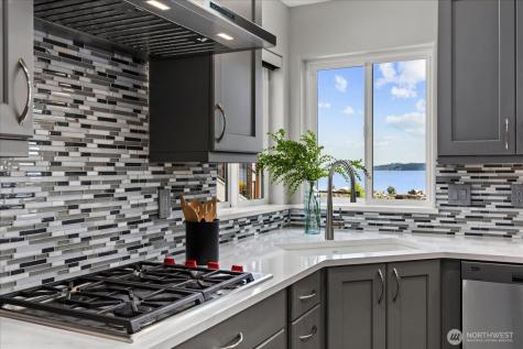 1808 E Lola Beach Lane Oak Harbor WA 98277