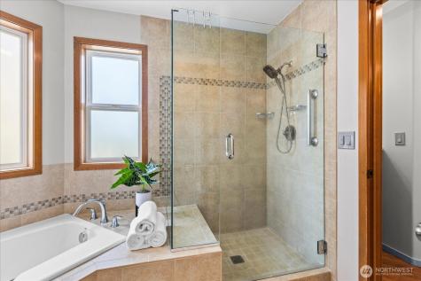 1808 E Lola Beach Lane Oak Harbor WA 98277