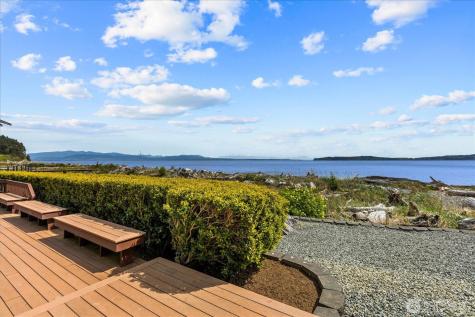 1808 E Lola Beach Lane Oak Harbor WA 98277