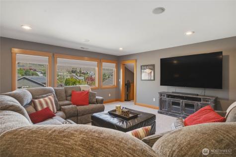 3642 Ridgeview Boulevard Wenatchee WA 98801