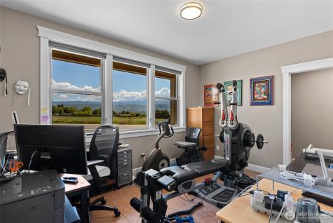 185 31st Street NW East Wenatchee WA 98802