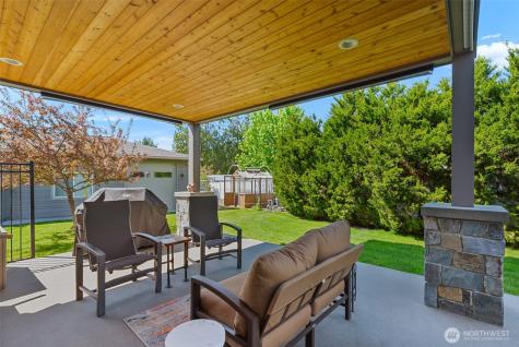 185 31st Street NW East Wenatchee WA 98802
