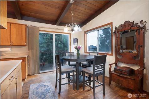 2132 Firland Drive Puyallup WA 98371