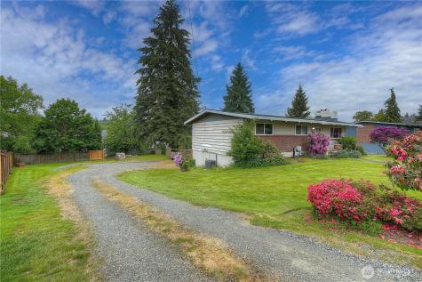 2132 Firland Drive Puyallup WA 98371